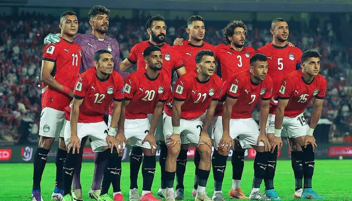 صفقة الأهلي التي توقفت في اللحظة الأخيرة.. مدافع منتخب مصر يكشف السر