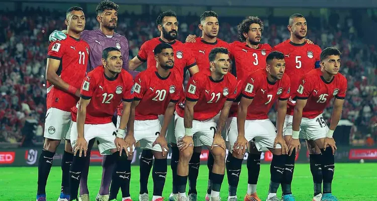 صفقة الأهلي التي توقفت في اللحظة الأخيرة.. مدافع منتخب مصر يكشف السر