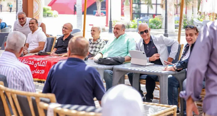 تفاصيل جلسة قائمة الخطيب مع أعضاء النادي الأهلي