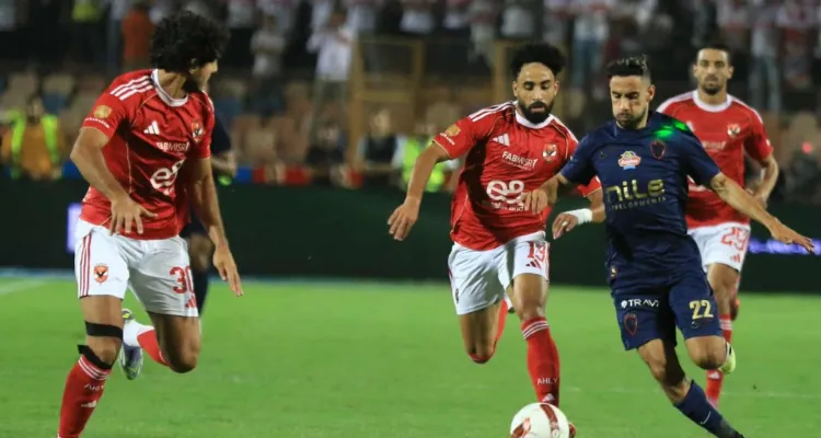 صراع جديد بين الأهلي والزمالك يشتعل بسبب صفقة دفاعية مهمة