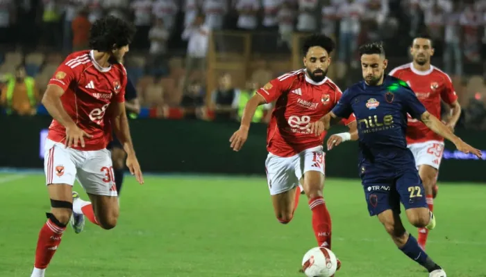 صراع جديد بين الأهلي والزمالك يشتعل بسبب صفقة دفاعية مهمة
