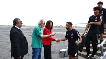 بعد 6 ساعات طيران.. بعثة الأهلي تصل بوروندي وسط استقبال خاص من سفيرة مصر