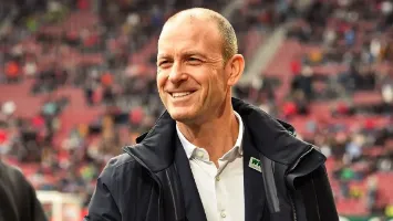 بعد استقبال الأهلي 11 هدفا في 9 مباريات.. كيف يواجه توروب أزمات الدفاع بخطة الضغط العالي؟