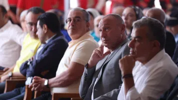 الخطيب يكشف سر اختيارات قائمته الانتخابية.. وإشادة خاصة بـ سيد عبد الحفيظ