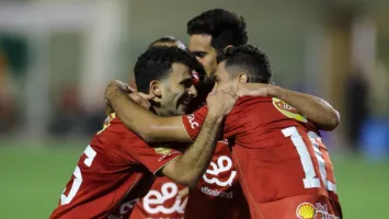 فيديو| الأهلي يتقدم على إيجل نوار بهدف أول بنيران صديقة بعد "أسيست" محمد هاني