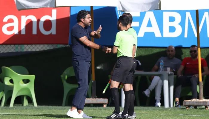 خاص| تقرير الحكم ينصف الأهلي في أزمة مباراة بيراميدز