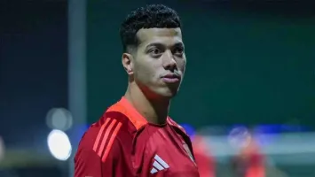 إمام عاشور مرشح لجائزة إفريقية جديدة مع الأهلي