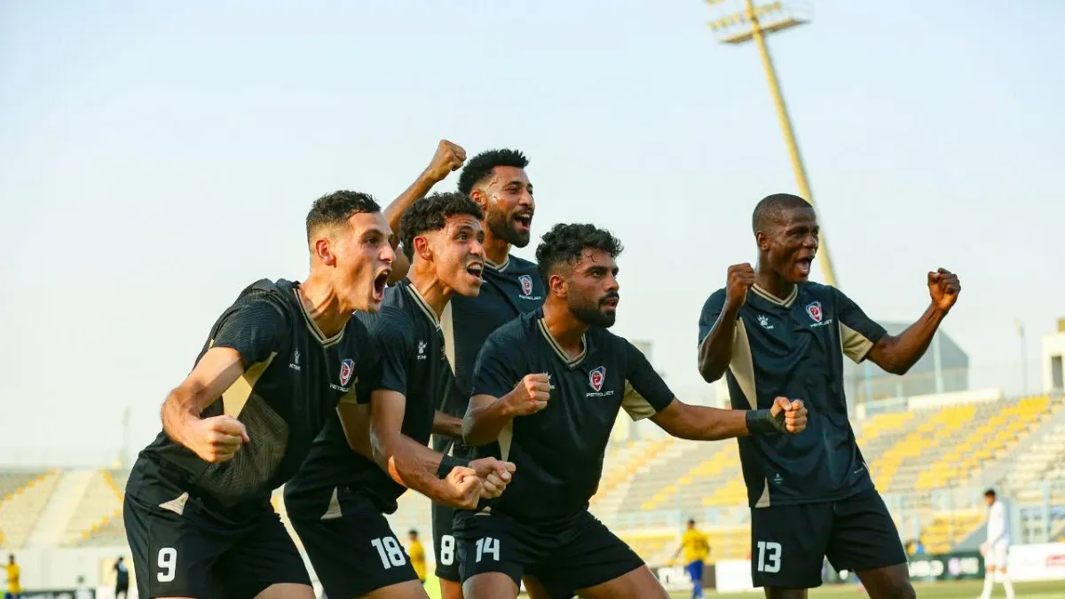 حقيقة مفاوضات الأهلي مع بتروجيت لضم توفيق محمد