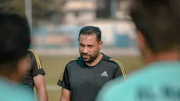 "لم يكن بالمستوى نفسه".. ياسر رضوان يرد على تصريحات قطة لاعب بيراميدز