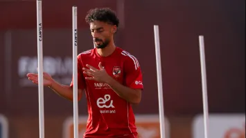 الأهلي يحسم مصير أحمد عبد القادر خلال أيام.. جلسة حاسمة مرتقبة