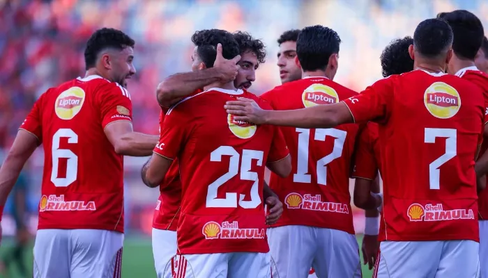 غضروف الركبة يهدد بغياب لاعب جديد عن الأهلي في السوبر