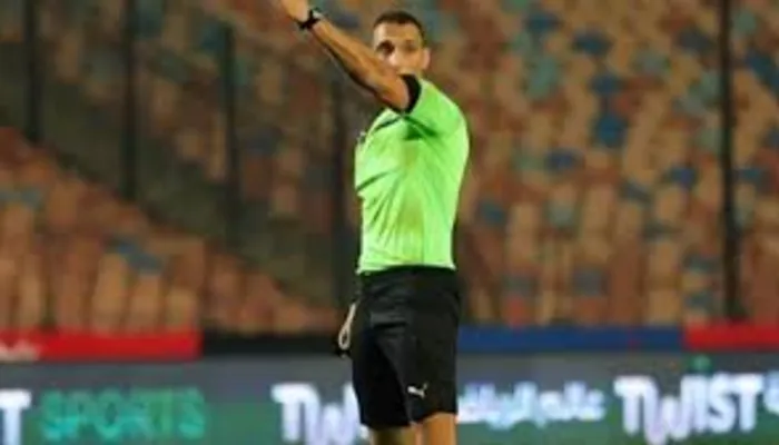 رشح لـ "قمة الانسحاب".. من هو محمود بسيوني حكم مباراة الأهلي وبتروجيت؟