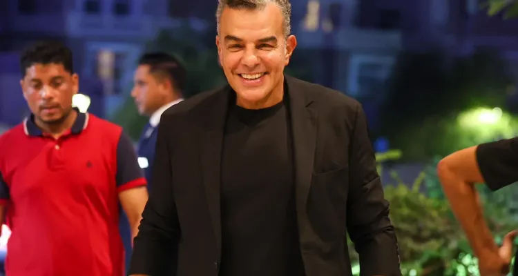 خالد مرتجي عن وقفة عمال الأهلي: "خطأ غير مقصود" عطل زيادة المرتبات