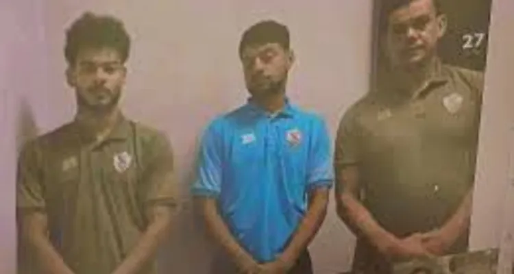 صورة ثلاثي الزمالك في مجلة الأهلي تشعل "سوشيال" الأبيض.. ورد فعل مثير للسخرية