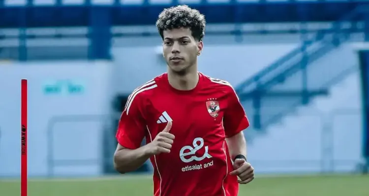 هل يسافر إمام عاشور وأشرف داري مع بعثة الأهلي للإمارات ؟.. مدير الكرة يوضح