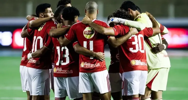 كرات ثابتة وأخطاء قاتلة.. ثغرات دفاع الأهلي تهدد حلم حصد ألقاب هذا الموسم