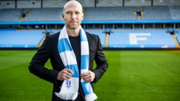 من الدوري السويدي إلى قلب إفريقيا.. هل فلسفة ريدستروم تناسب الأهلي؟