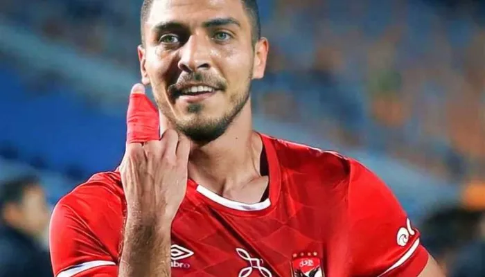 صوره عن فيديو | محمد شريف يسجل هدف الأهلي الثالث أمام كهرباء الإسماعيلية
