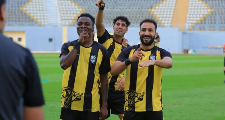 رحيل محمد مكي يفتح الباب.. "مدرب الأهلي السابق” على أعتاب المقاولون