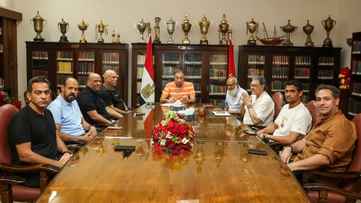 تطورات مثيرة في ملف مدرب الأهلي الجديد.. اجتماع مرتقب للجنة التخطيط