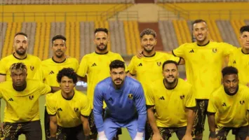 فيديو | لقطة غير معتادة.. لاعب كهرباء الإسماعيلية يغني نشيد الأهلي