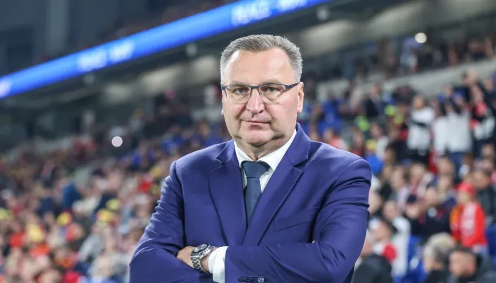 أسلوب دفاعي و محطات عربية قصيرة .. هل يناسب ميشنيفيتش عقلية الأهلي؟