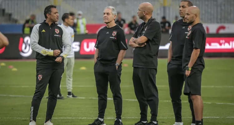 مدرب الأهلي السابق يتولى تدريب المقاولون العرب