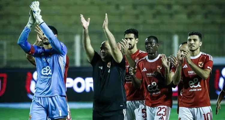 بعد اتصالات سرية.. الأهلي يستبعد مدربًا ألمانيًا من المرشحين لقيادته