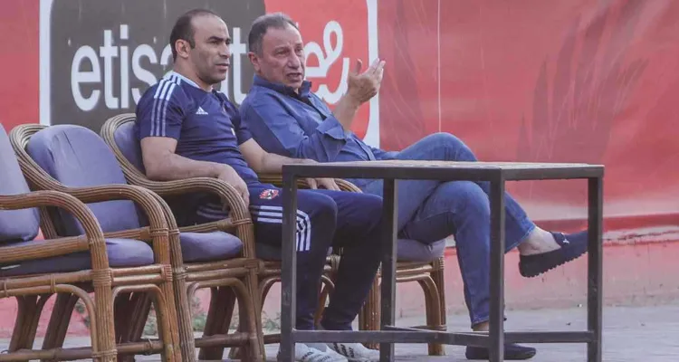 المدرب الأجنبي يقترب.. الأهلي على بُعد خطوة من الإعلان الرسمي