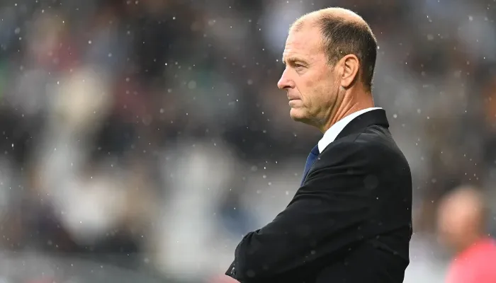 "الإنجازات تتكلم".. لماذا فضل الأهلي جيس ثورب على توماسبيرج؟