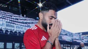 صدمة.. الأهلي يُعلن تفاصيل إصابة حسين الشحات ومدة غيابه