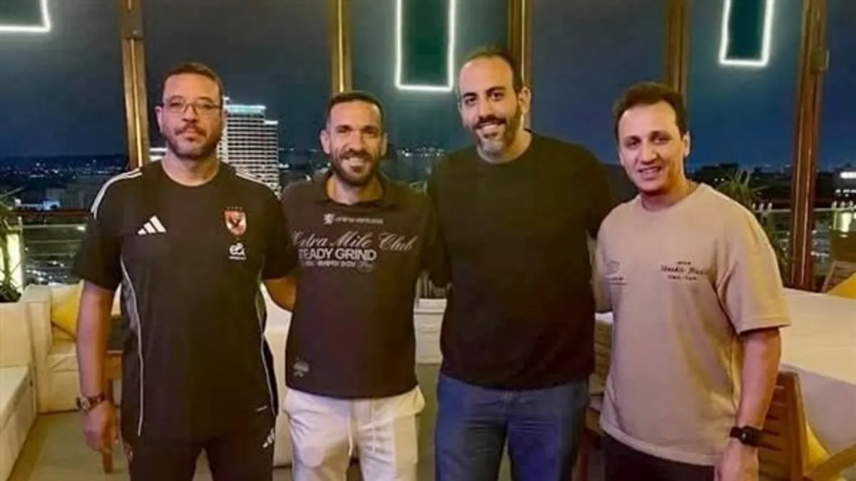 علي معلول يعود إلى القاهرة ويظهر مع طبيب الأهلي