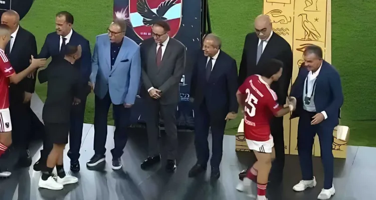 أول تعليق من الأهلي على عدم مصافحة زيزو لنائب الزمالك في السوبر المصري