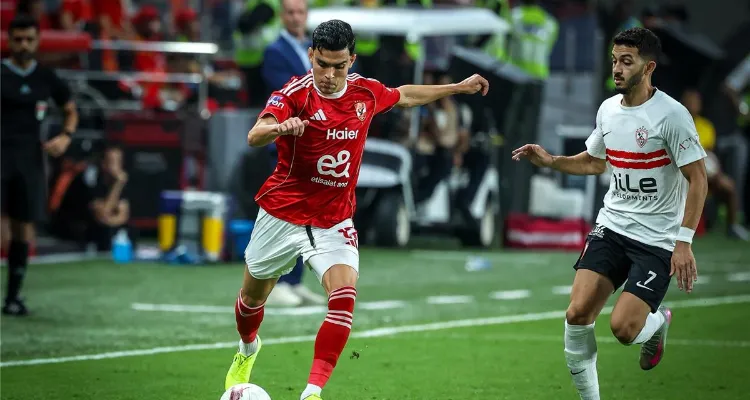 مشادة بين هاني وفتوح.. فيديو يرصد كواليس جديدة من مباراة الأهلي والزمالك