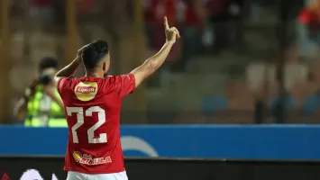 موقف تريزيجيه من مباراة شبيبة القبائل بعد الإصابة أمام الزمالك