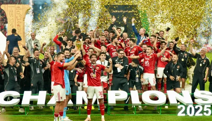 فيديو | احتفال ورقصة توروب الجنونية بلقب السوبر المصري.. مشاهد ربما لم تراها!