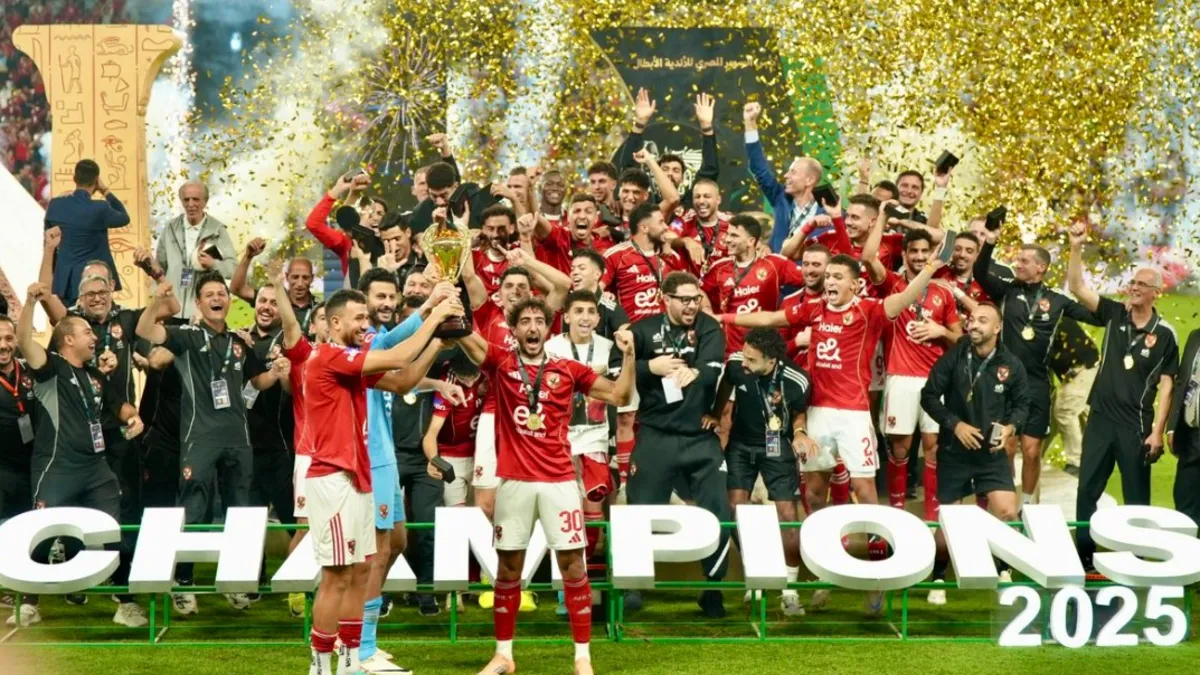 فيديو | احتفال ورقصة توروب الجنونية بلقب السوبر المصري.. مشاهد ربما لم تراها!