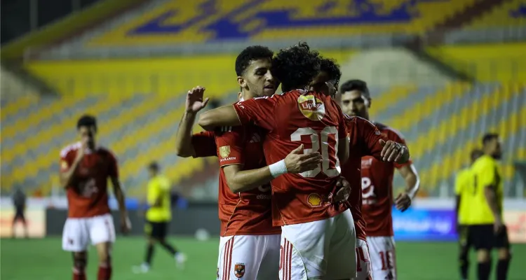 الأهلي يضع خطة التخلص من أول محترف في يناير