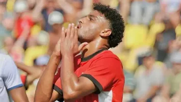 هل قدم الأهلي عرضًا رسميًا لضم أسامة فيصل في يناير؟