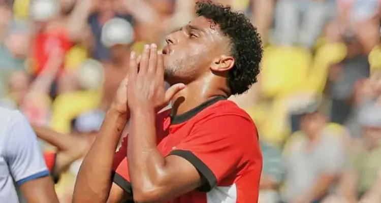 هل قدم الأهلي عرضًا رسميًا لضم أسامة فيصل في يناير؟