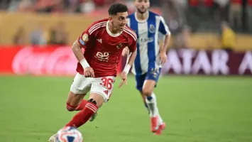 كوكا يقترب من تجديد عقده مع الأهلي.. والاحتراف الخارجي حاضر في المفاوضات