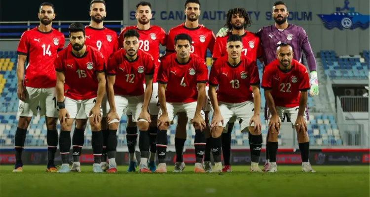 استبعاد لاعب الأهلي يثير الجدل قبل مباراة منتخب مصر الثاني والجزائر