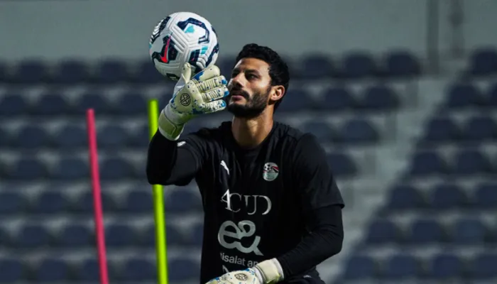 محمد الشناوي يثير قلق الجماهير بعد غيابه عن مباراة مصر وأوزبكستان