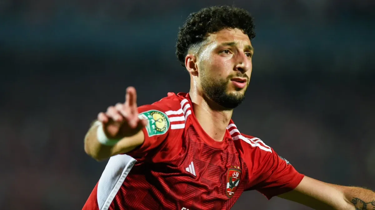 لاعب أوروبي على رادار الأهلي.. ما علاقة وسام أبو علي؟