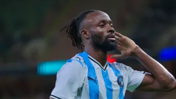 ما حقيقة مفاوضات الأهلي مع ماييلي وانتقال وسام أبوعلي لـ بيراميدز؟