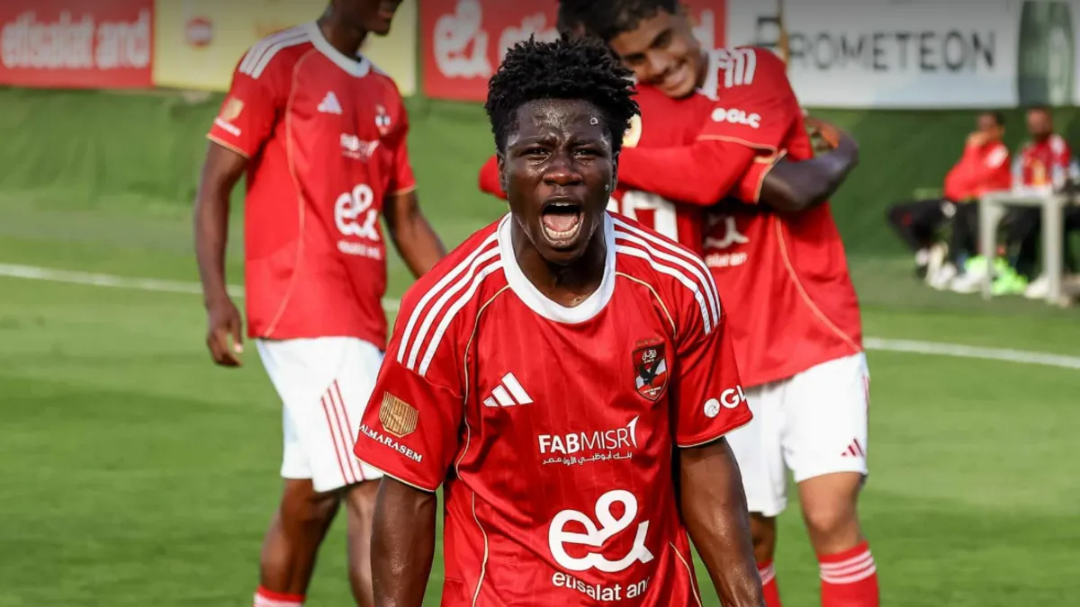 فيديو| إبراهيما كاظم يضرب الزمالك بثنائية ويقود الأهلي 2005 للتقدم بثلاثية