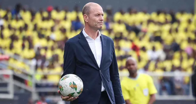 مفاجأة في الأهلي.. توروب يمنح الضوء الأخضر لرحيل لاعبه بميركاتو يناير