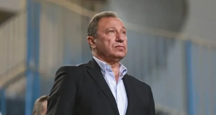 رد فعل مفاجئ من الخطيب على رغبة رامي ربيعة في العودة إلى الأهلي