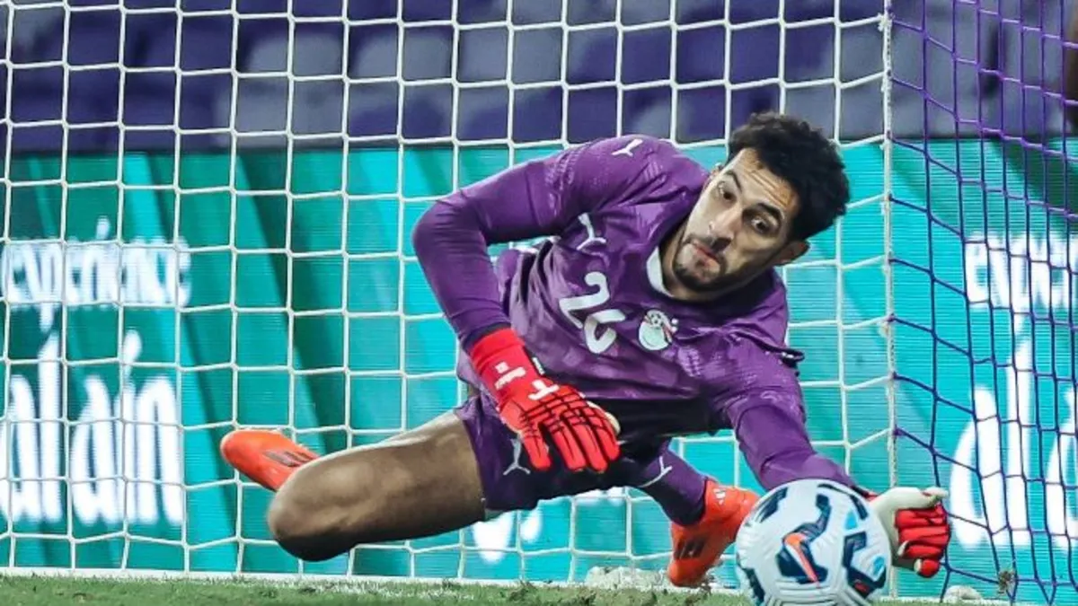 على خطى الحضري وأبو جبل.. مصطفى شوبير قفاز منتخب مصر الذهبي الجديد