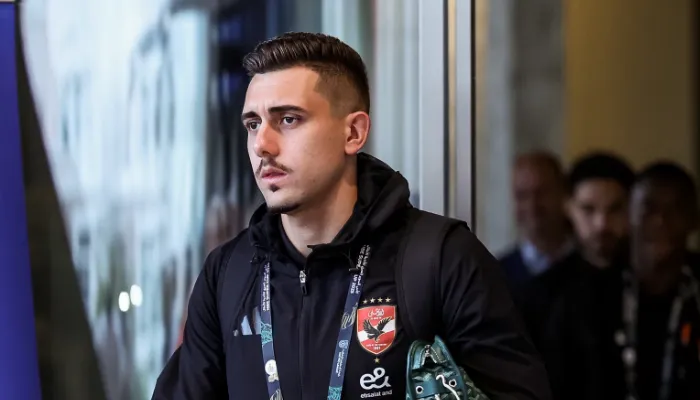 سر غياب جراديشار عن مباراة سلوفينيا والسويد.. إصابة أم قرار فني ؟